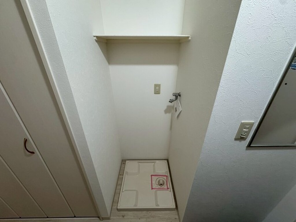 (13/27) 室内洗濯機置き場