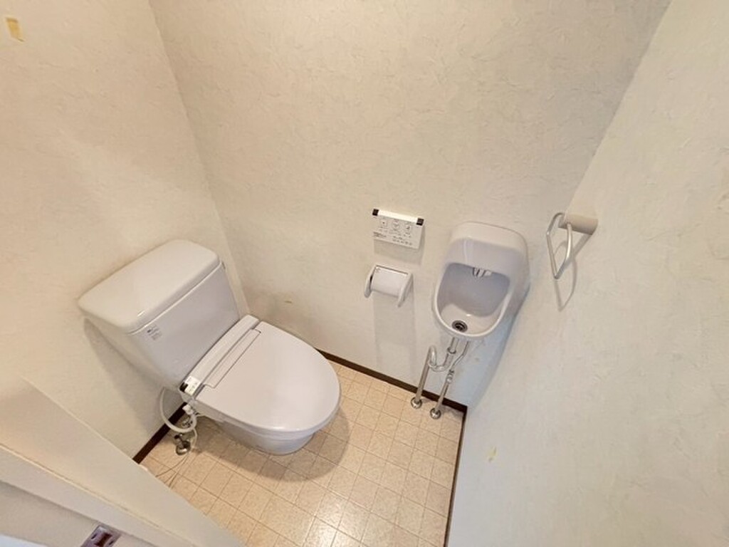 (5/29) トイレ (5/29) トイレ