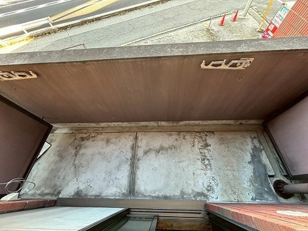 (13/22) バルコニー