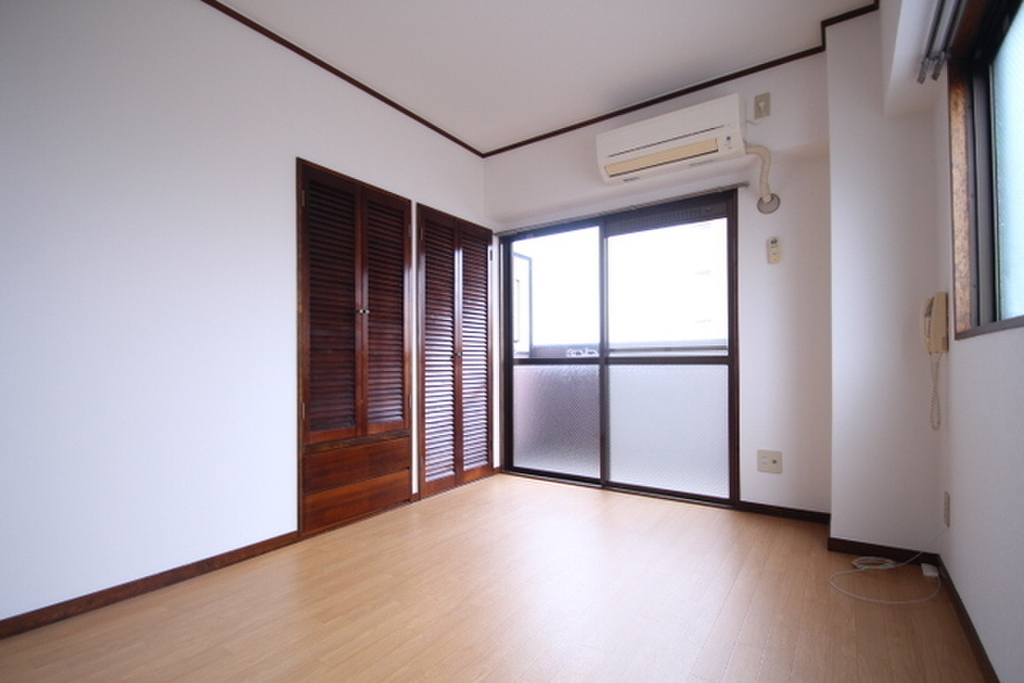 (2/24) 居室・リビング (2/24) 居室・リビング