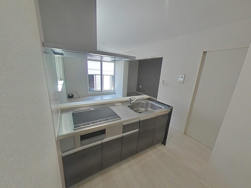 (16/28) キッチン