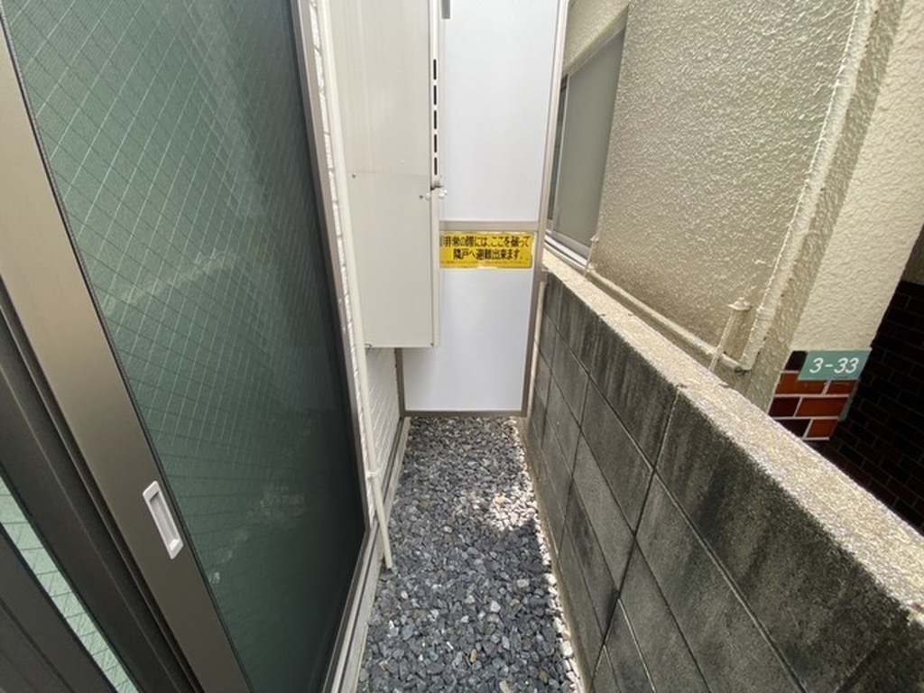 (13/29) バルコニー