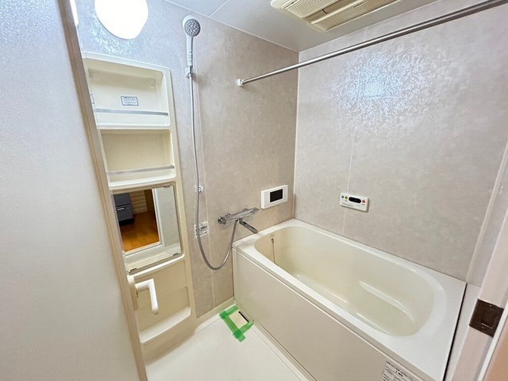 (4/31) 他号室の写真です