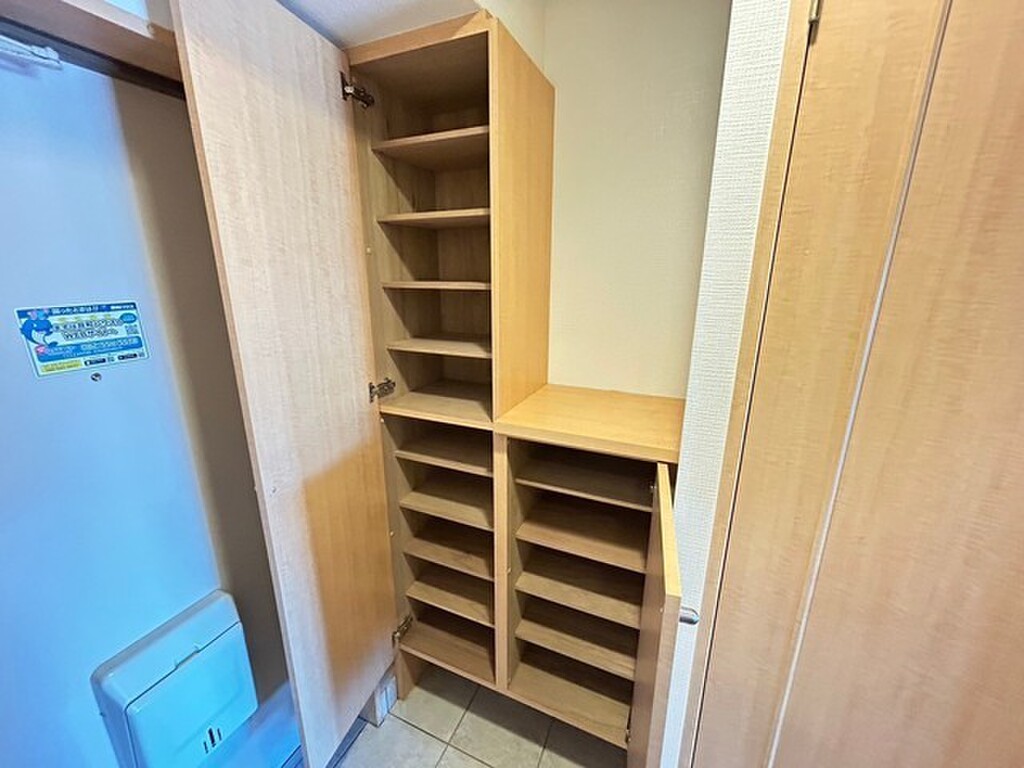 (19/31) 他号室の写真です