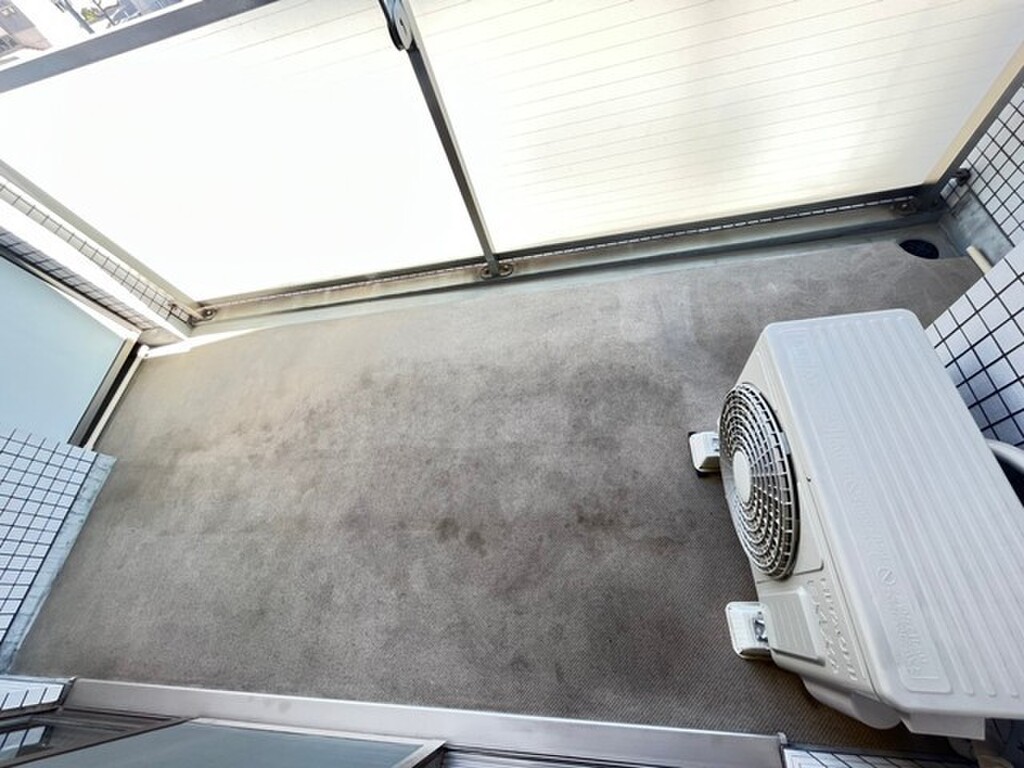 (12/21) バルコニー