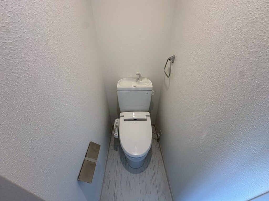 (5/25) トイレ (5/25) トイレ