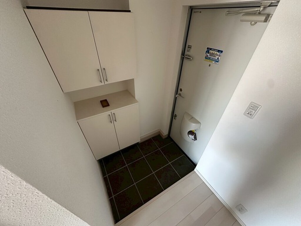 (7/25) 玄関 (7/25) 玄関