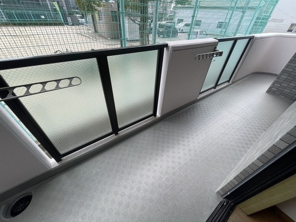 (11/23) バルコニー (11/23) バルコニー