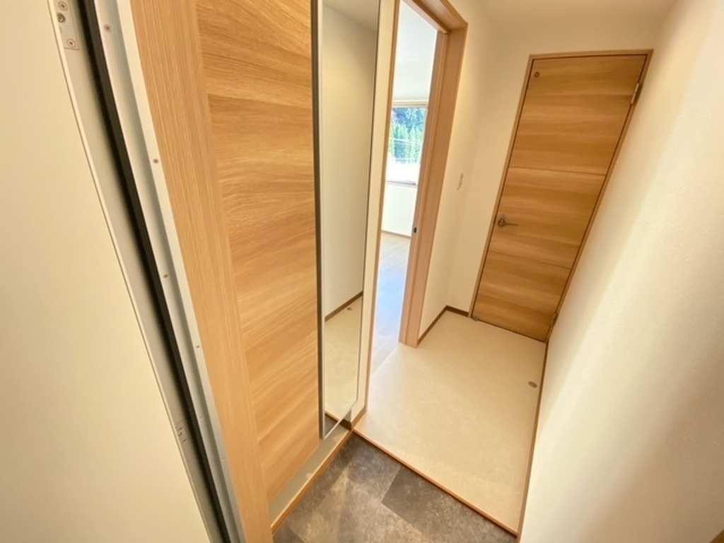 (9/23) 玄関 (9/23) 玄関