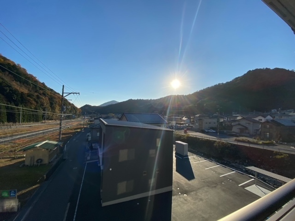 (12/23) 眺望 (12/23) 眺望