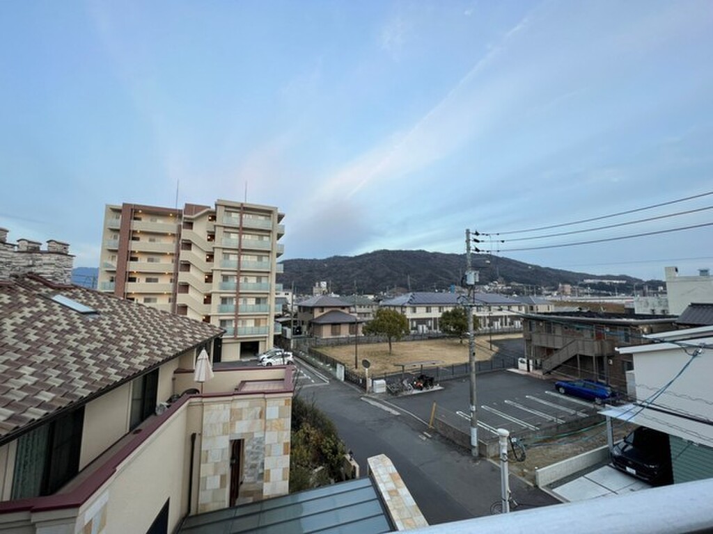 (8/23) 眺望 (8/23) 眺望