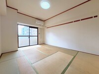 AXA舟入通り