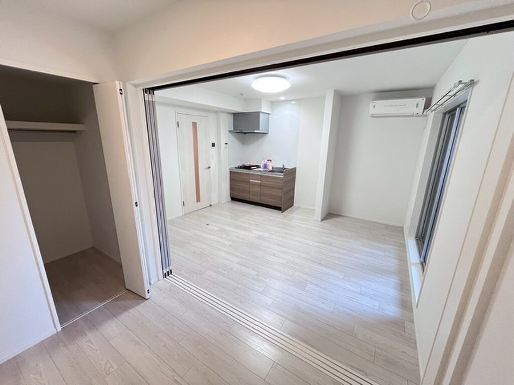 (14/27) 居室・リビング