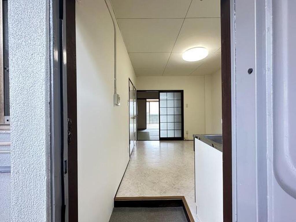 (9/25) 玄関 (9/25) 玄関