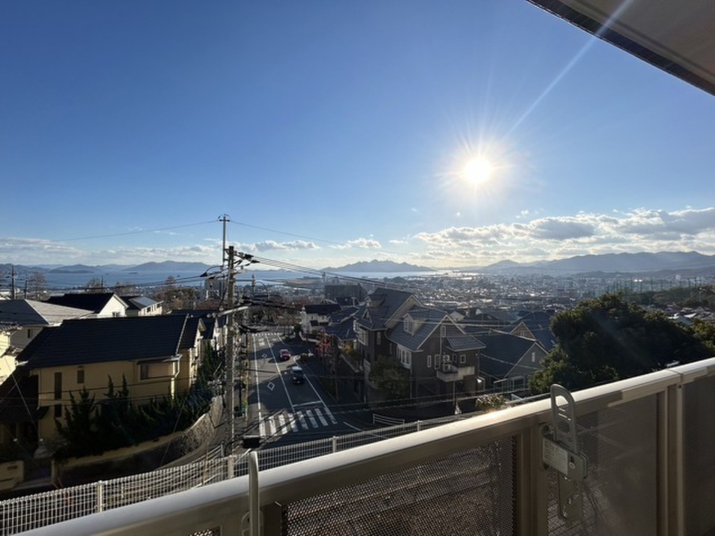 (13/24) 眺望 (13/24) 眺望