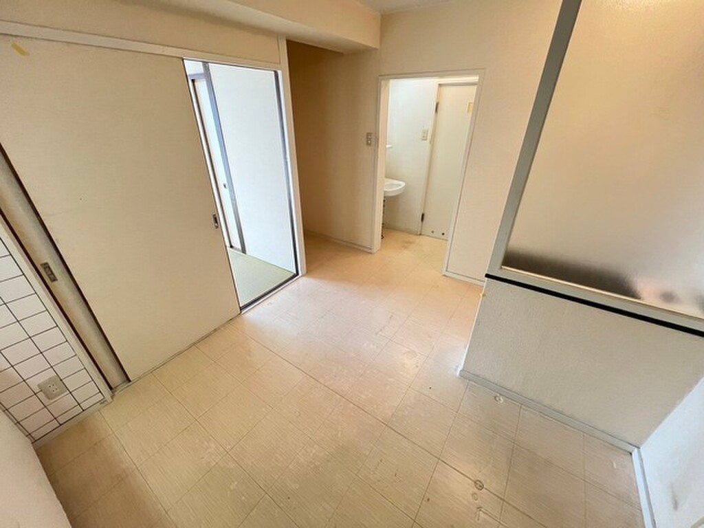 (16/21) 居室・リビング