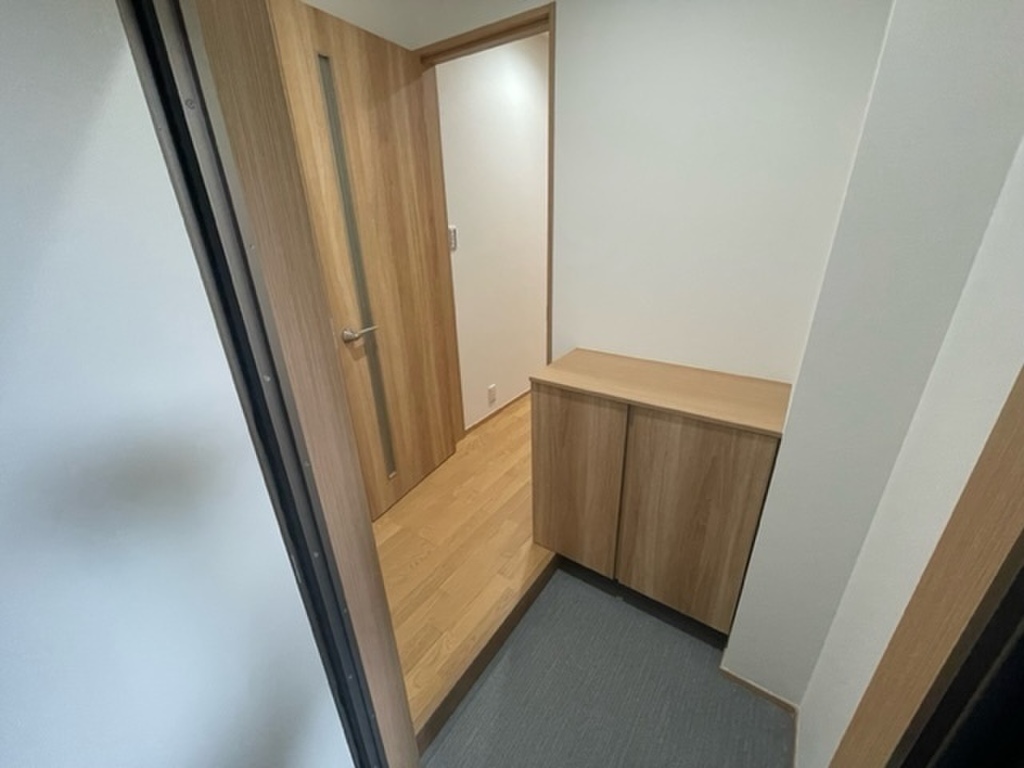 (7/28) 玄関 (7/28) 玄関