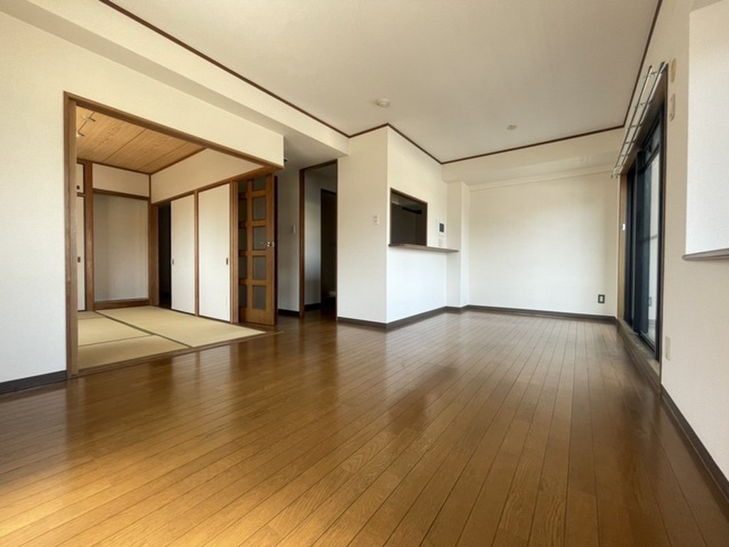 (2/19) 居室・リビング (2/19) 居室・リビング