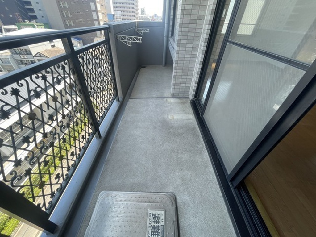 (10/19) バルコニー (10/19) バルコニー