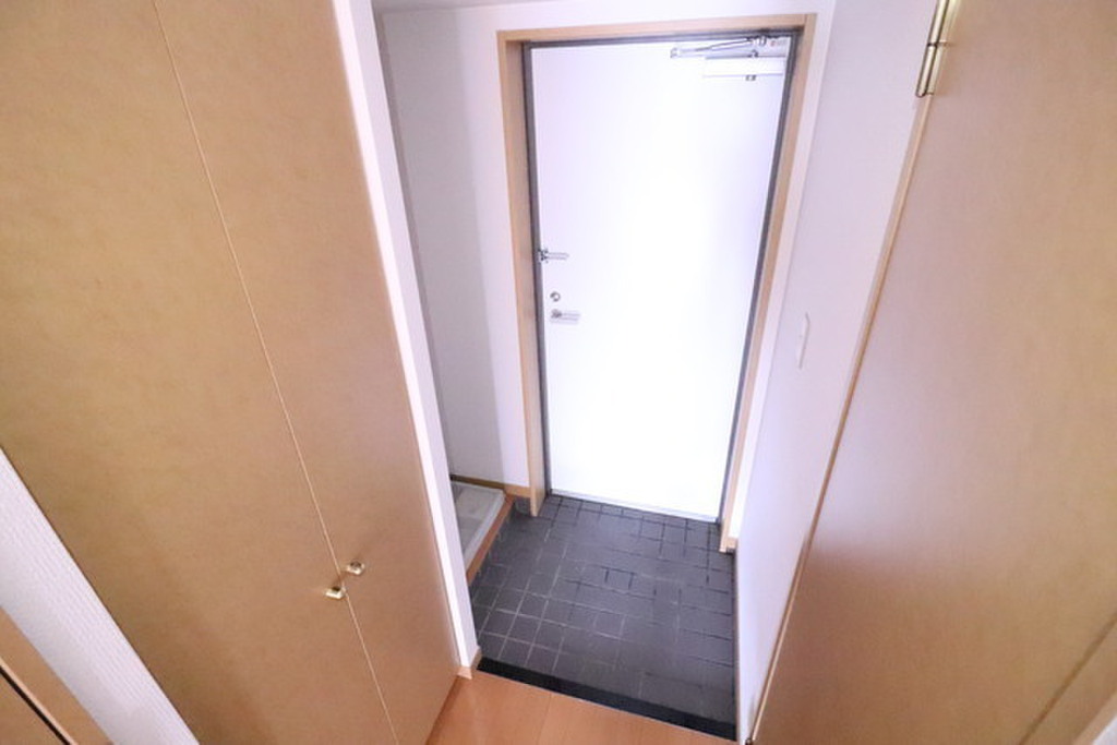 (7/19) ＊他号室の写真を使用。