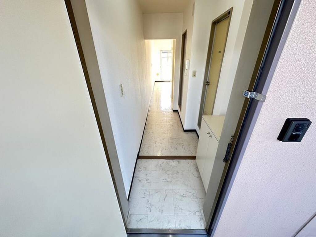 (6/21) 玄関 (6/21) 玄関