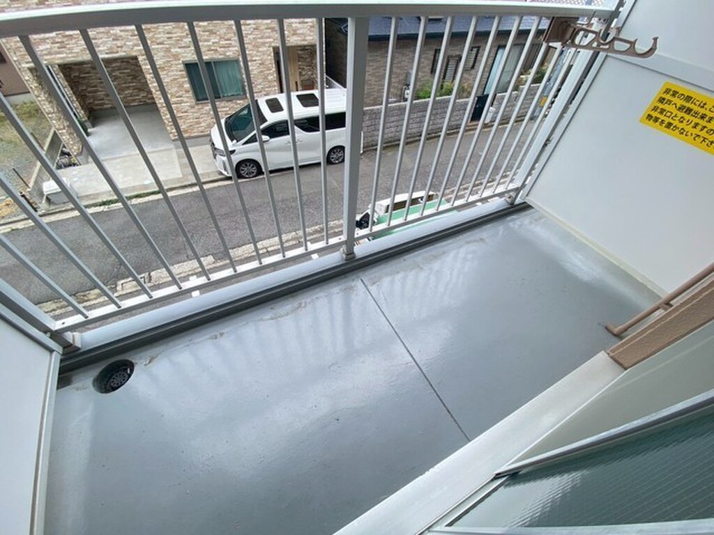 (8/22) バルコニー (8/22) バルコニー