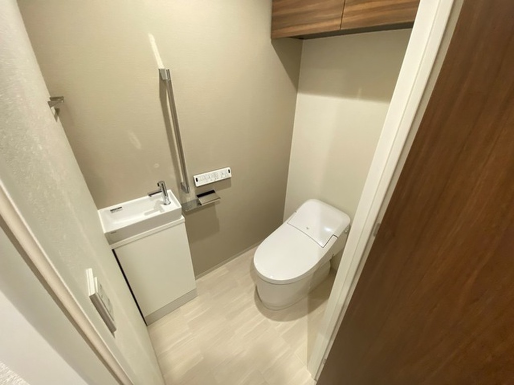 (5/18) トイレ (5/18) トイレ