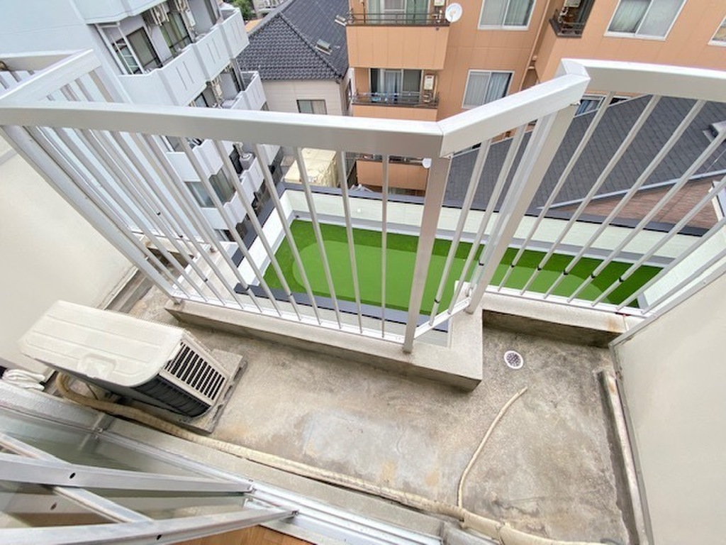 (9/22) バルコニー