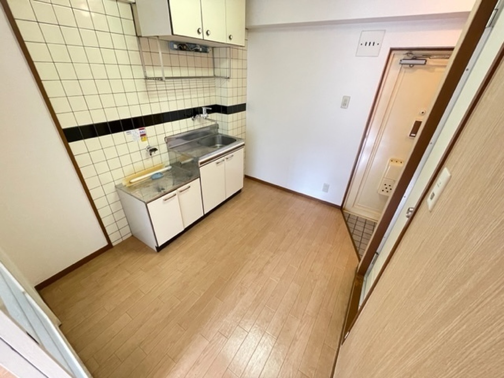 (8/21) ※参考別号室の写真です