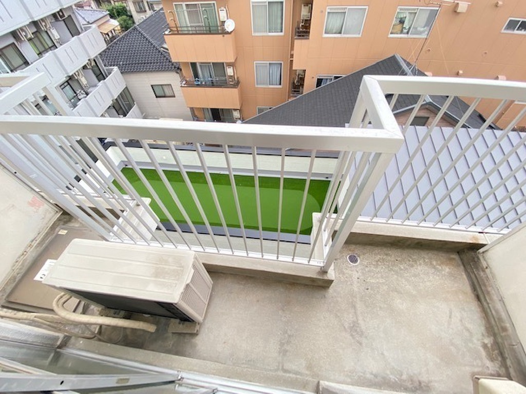 (7/23) バルコニー