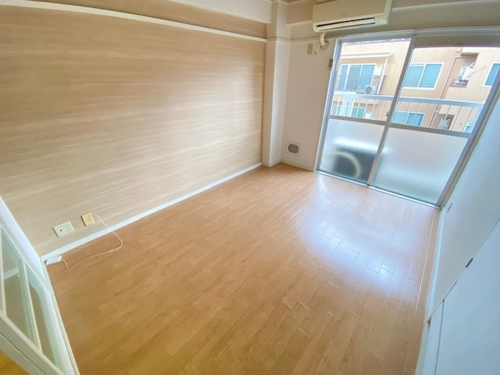 (15/23) 居室・リビング