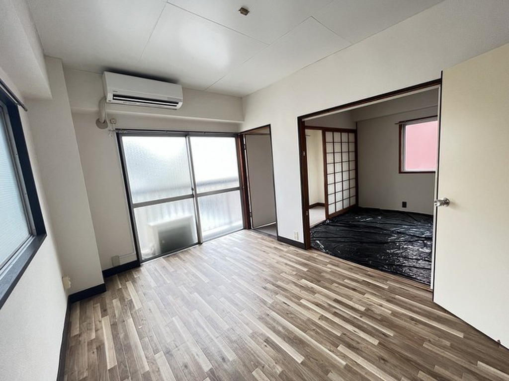 (15/22) 居室・リビング