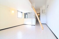 グランドポレストーネ鶴見