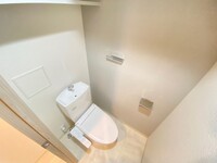 ※写真は建築中のもの　別号室です