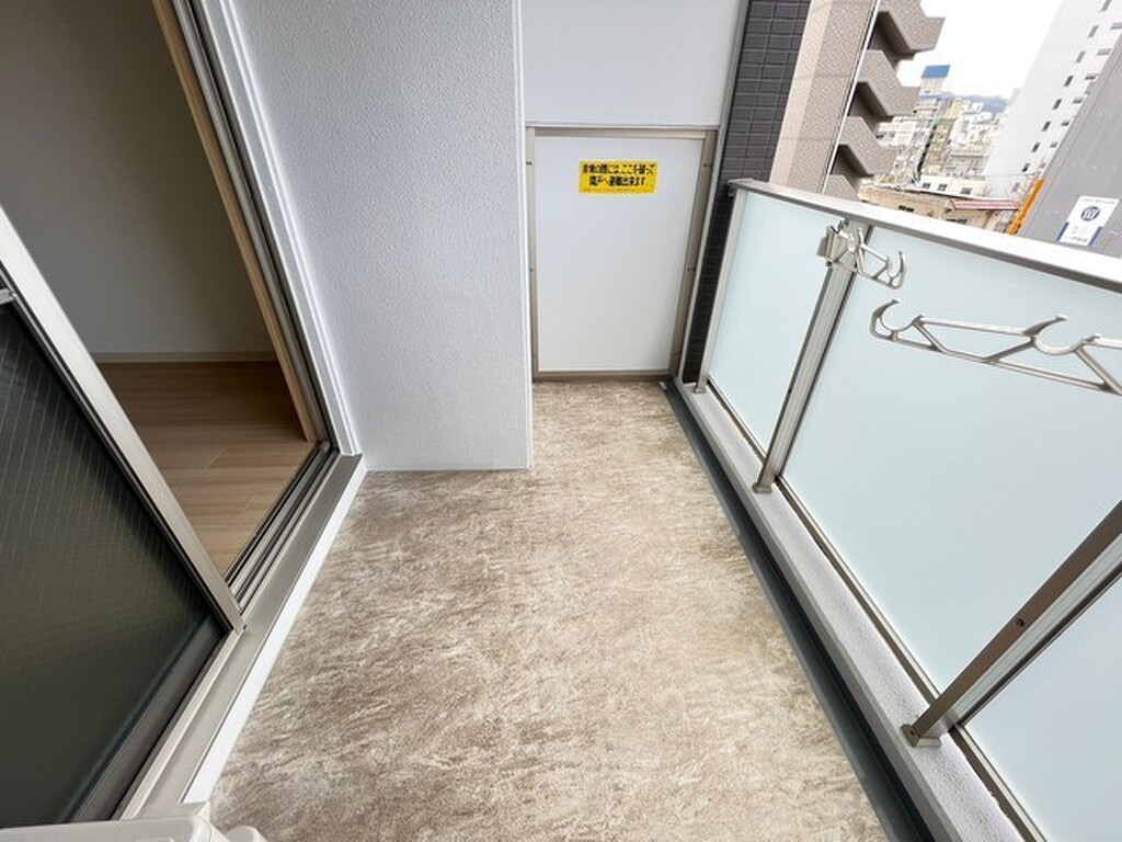 (12/20) バルコニー