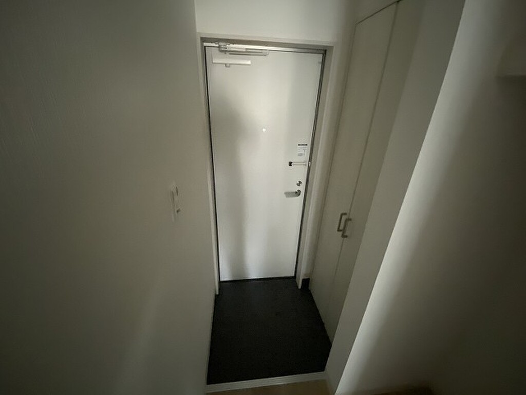 (10/23) 玄関 (10/23) 玄関