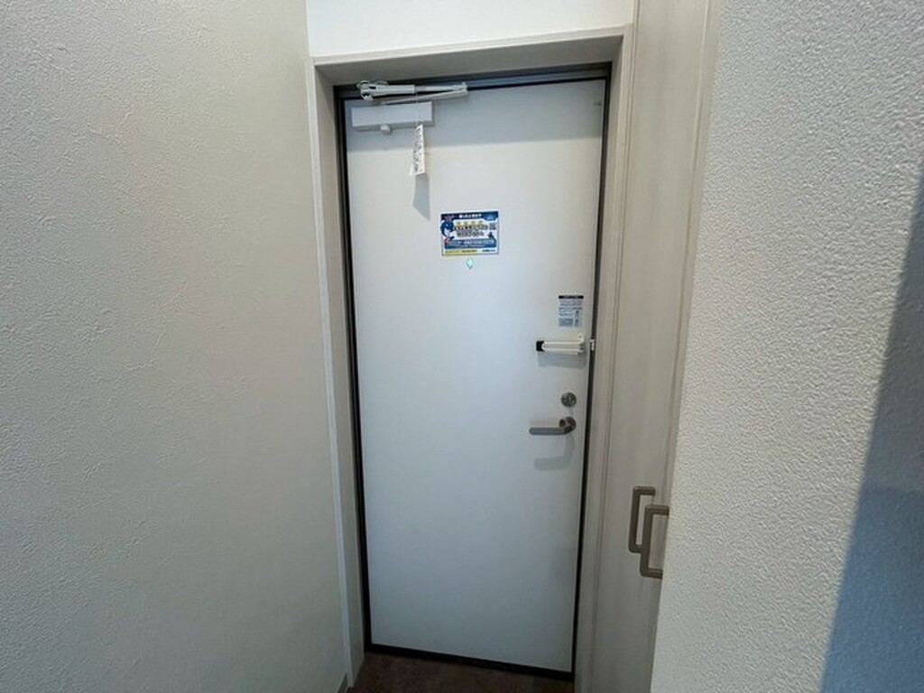 (7/28) 玄関 (7/28) 玄関