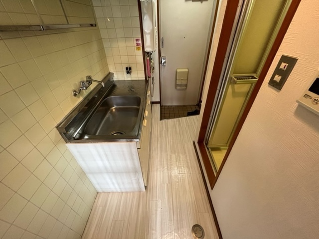 (11/18) 他号室の写真です