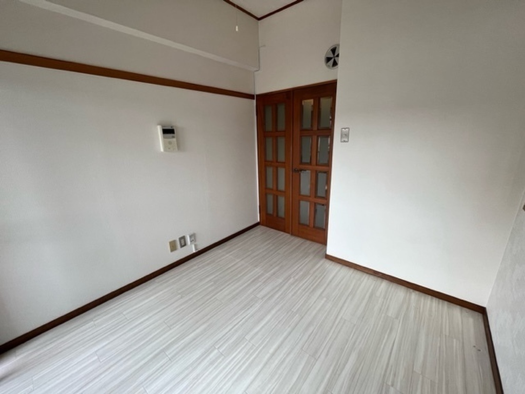 (14/18) 他号室の写真です