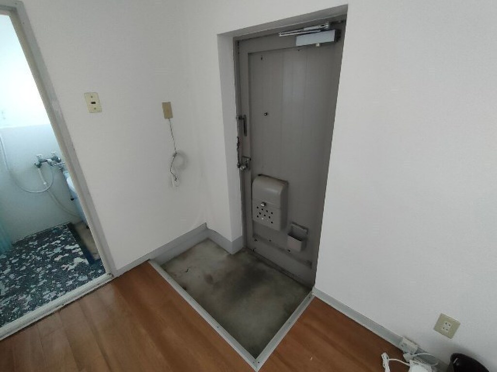 (2/24) 庭 (2/24) 庭