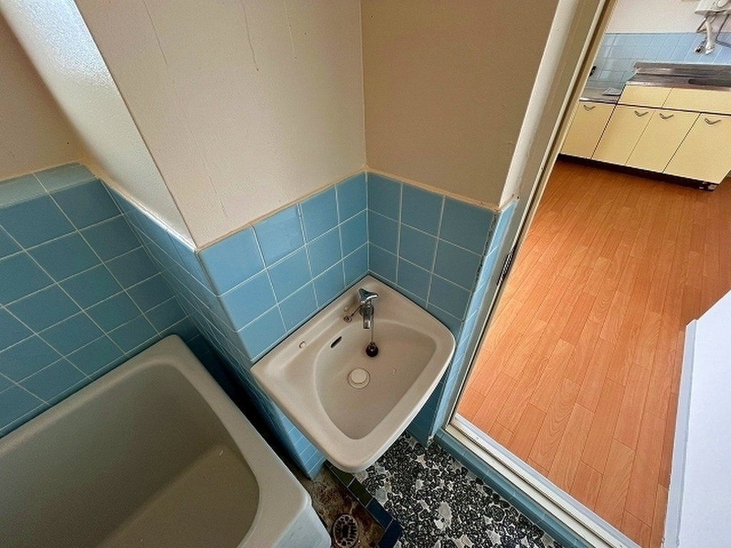 (8/24) 洗面所 (8/24) 洗面所