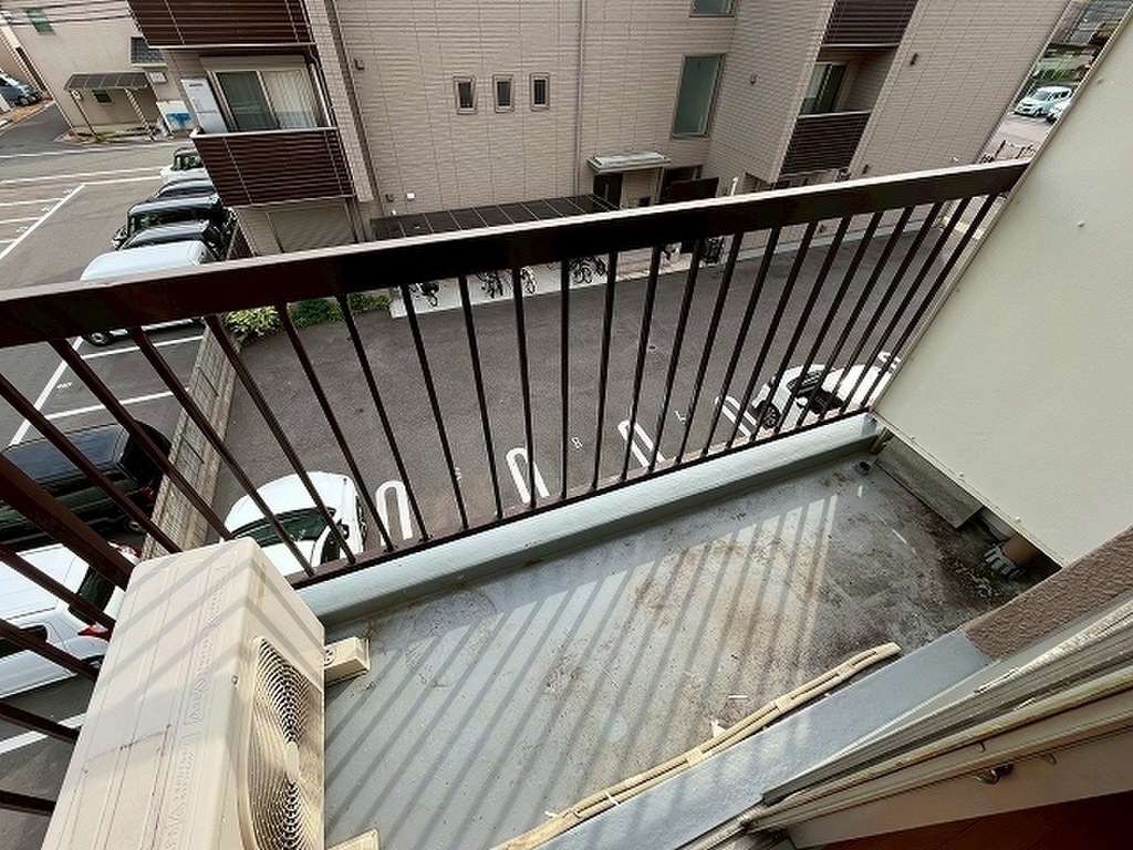 (13/24) バルコニー (13/24) バルコニー