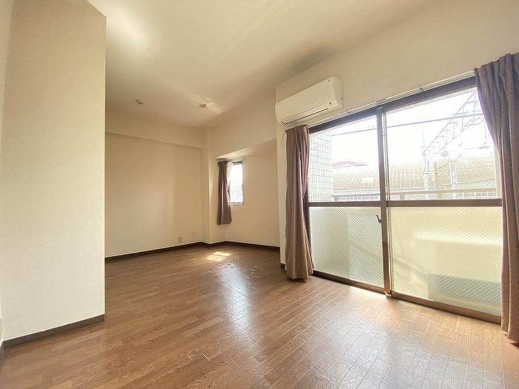 (2/21) 居室・リビング (2/21) 居室・リビング