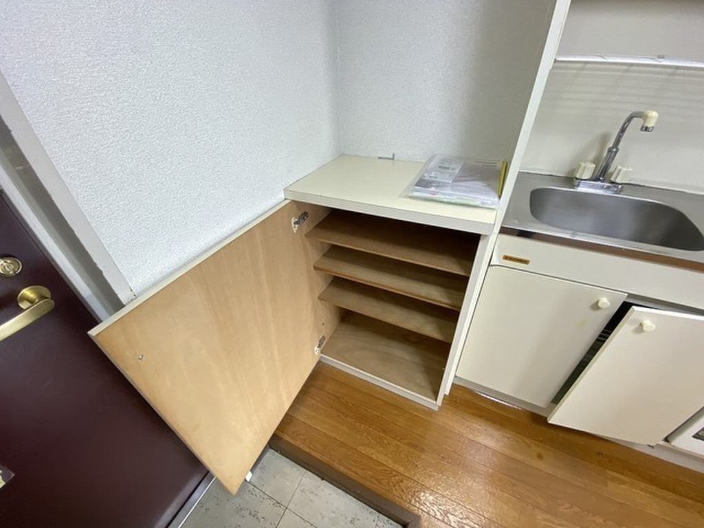 (12/19) 玄関 (12/19) 玄関