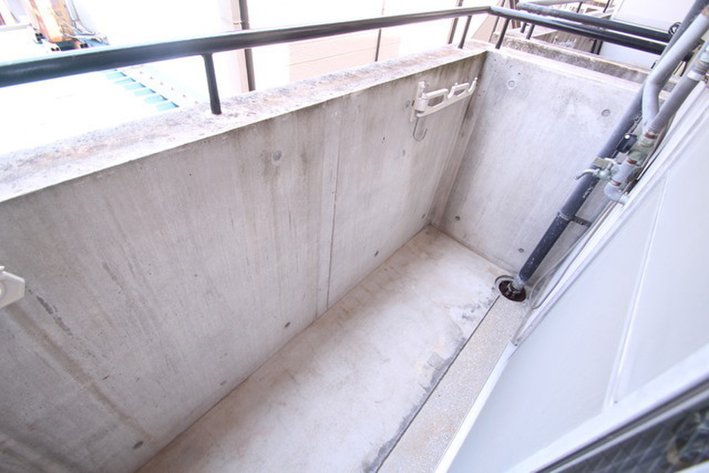 (11/22) バルコニー (11/22) バルコニー