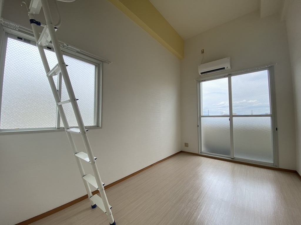 (16/25) 居室・リビング