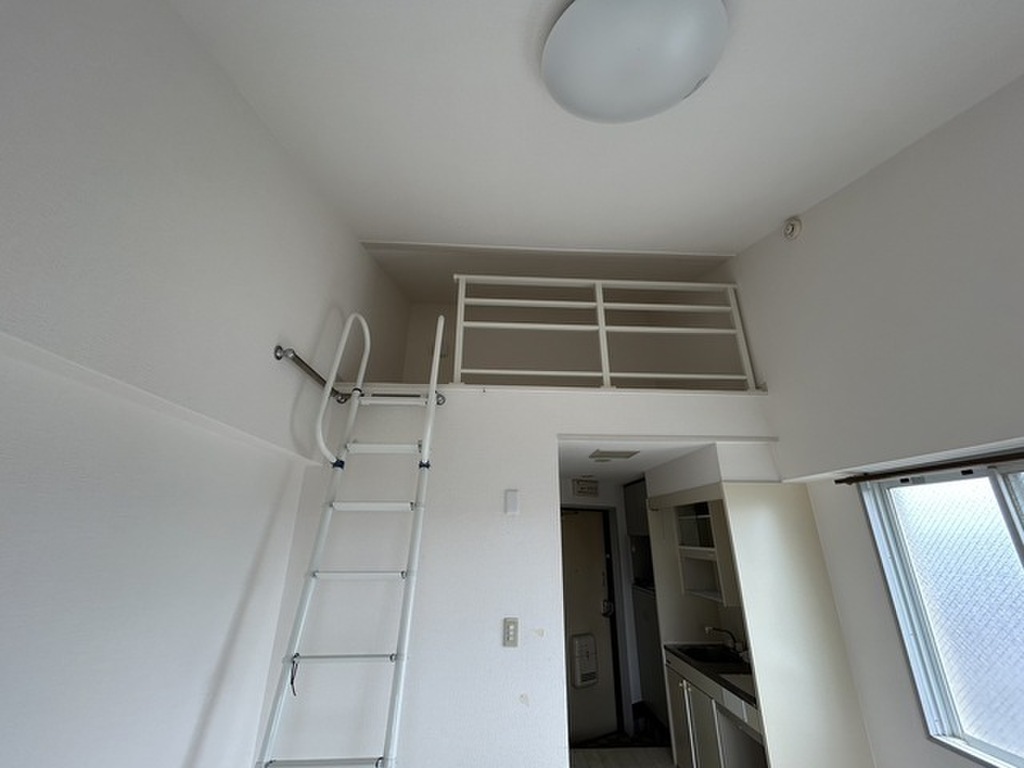 (14/24) 他号室の写真です