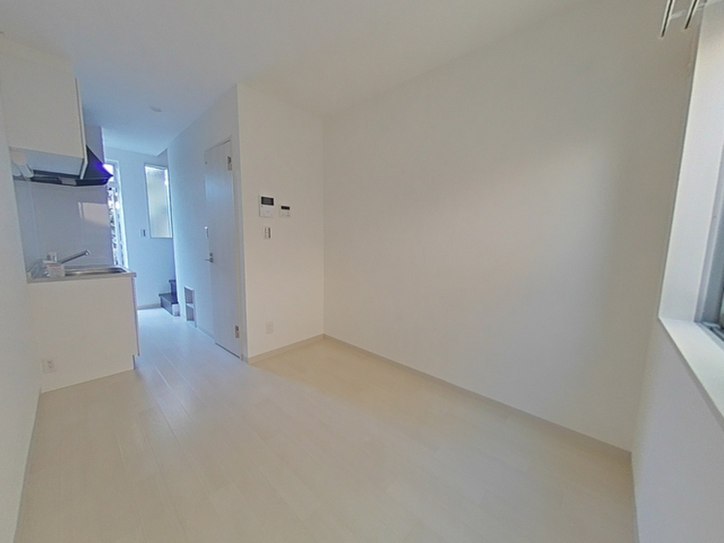 (2/24) 居室・リビング (2/24) 居室・リビング