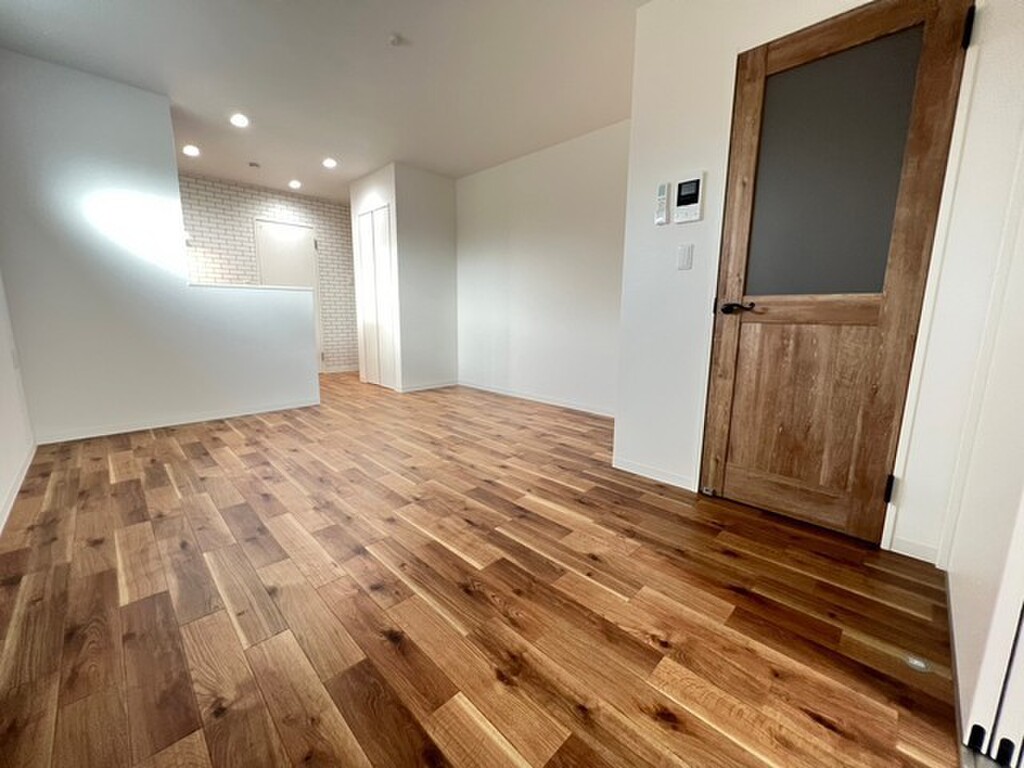 (2/32) 居室・リビング