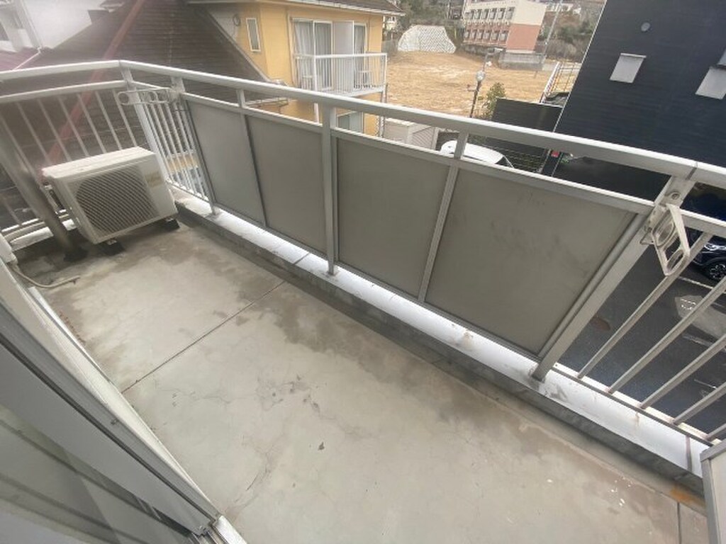 (7/23) バルコニー